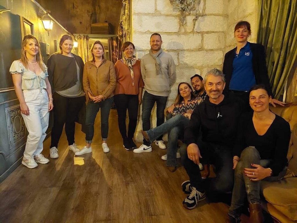 Team Building Halloween à Montpellier : pourquoi l'escape game horreur soude une équipe 2 team building Halloween Montpellier escape game horreur